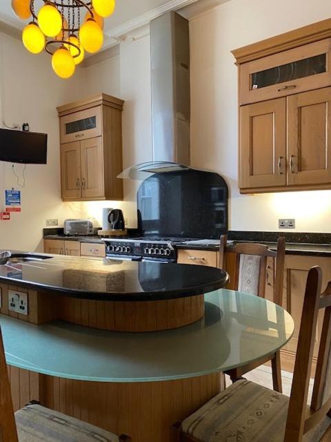 Antrim House Guest Rooms & Suites (Adults Only) 포트러시 외부 사진