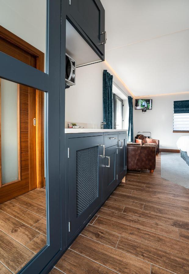 Antrim House Guest Rooms & Suites (Adults Only) 포트러시 외부 사진