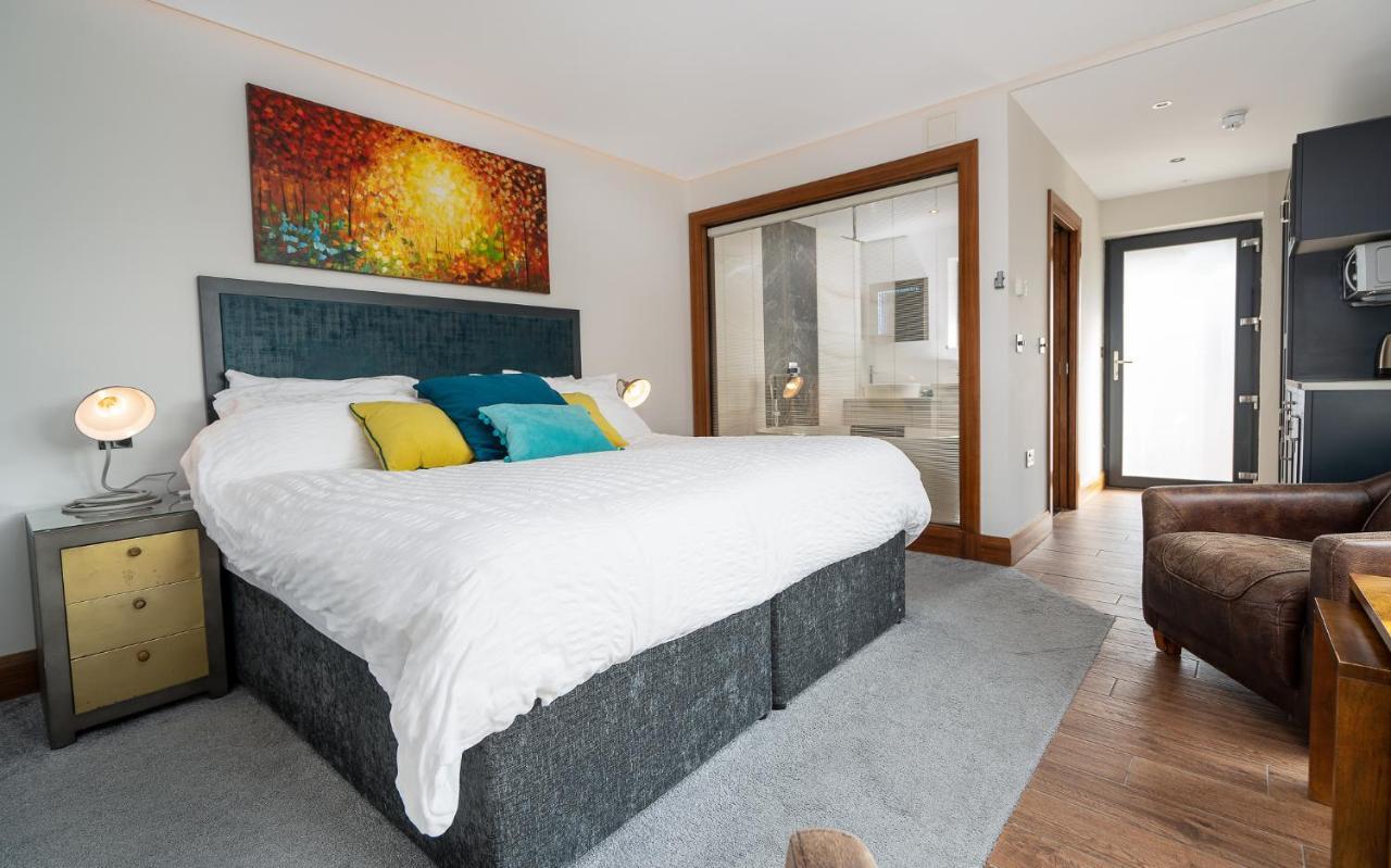 Antrim House Guest Rooms & Suites (Adults Only) 포트러시 외부 사진