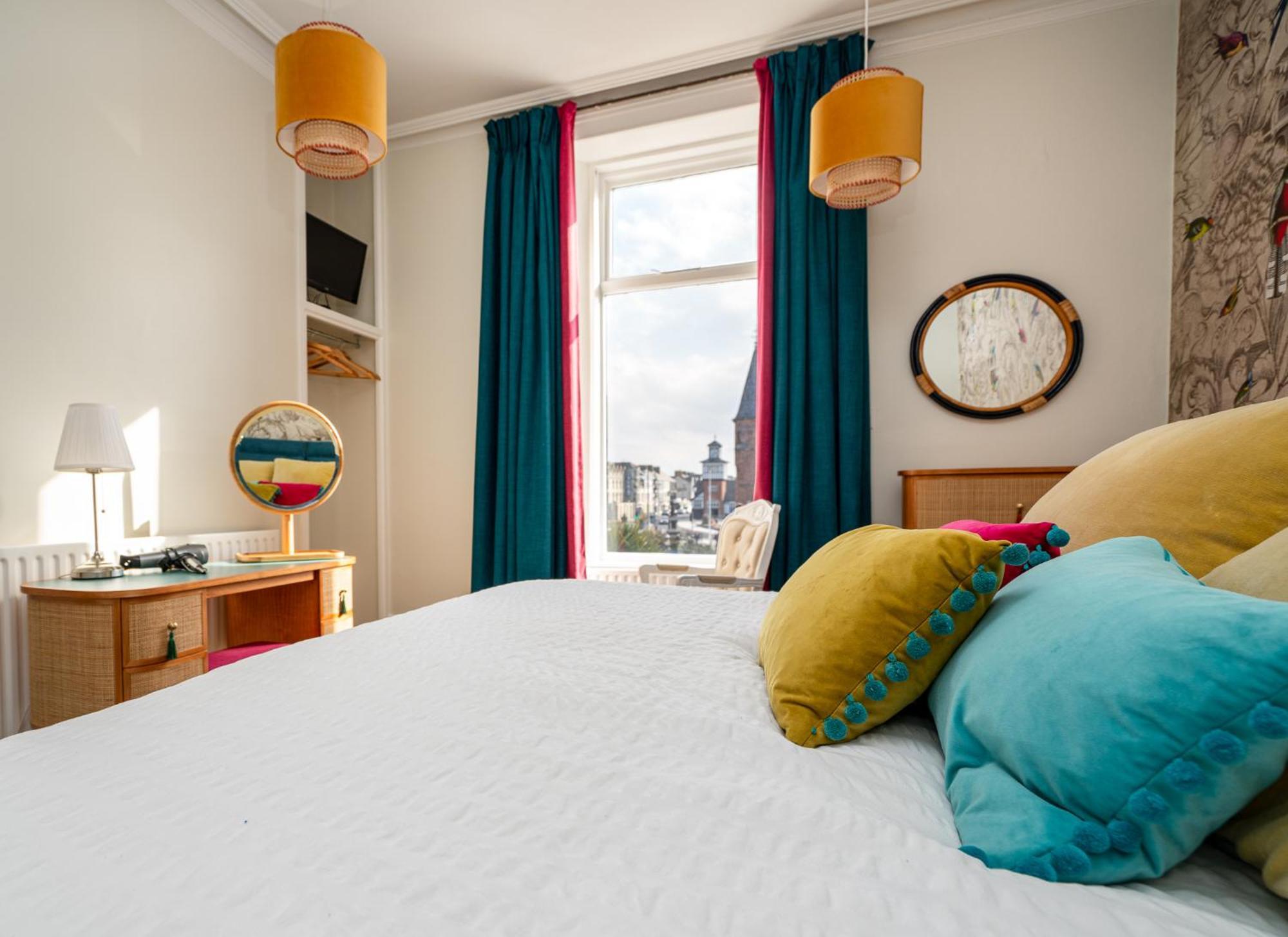 Antrim House Guest Rooms & Suites (Adults Only) 포트러시 외부 사진