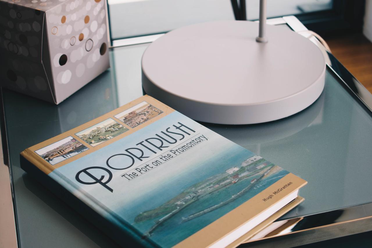 Antrim House Guest Rooms & Suites (Adults Only) 포트러시 외부 사진